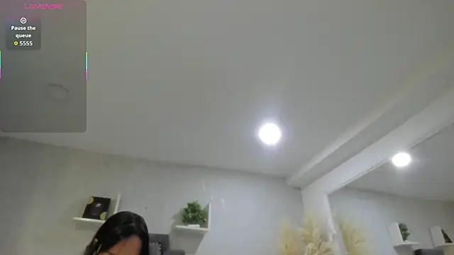 EmiliaRose  online show from 13, 4, 2026