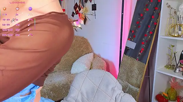 Caroline  Brown online show from 18, 3, 2026