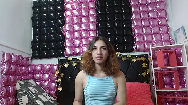 Snapshot of poisondost_hot chatting on 14, 2, 2025 poisondost hot online show from 14, 2, 2025