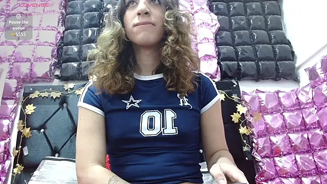 Snapshot of poisondost_hot chatting on 21, 9, 2025 poisondost hot online show from 21, 9, 2025