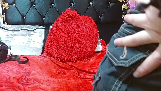 Snapshot of poisondost_hot chatting on 11, 11, 2025 poisondost hot online show from 11, 11, 2025