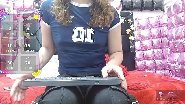 Snapshot of poisondost_hot chatting on 28, 11, 2025 poisondost hot online show from 28, 11, 2025