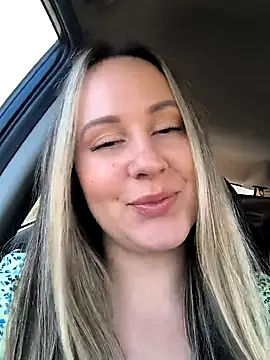 Snapshot of Mona_Plus chatting on 6, 2, 2026 Mona Plus online show from 6, 2, 2026