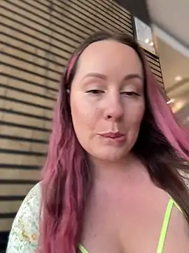 Mona Plus online show from 29, 3, 2026