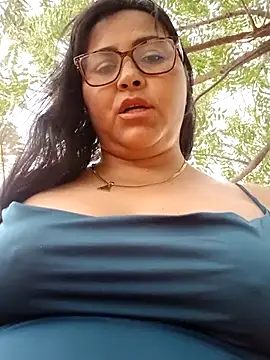 promiscuous-indecent-momm online show from 7, 3, 2025