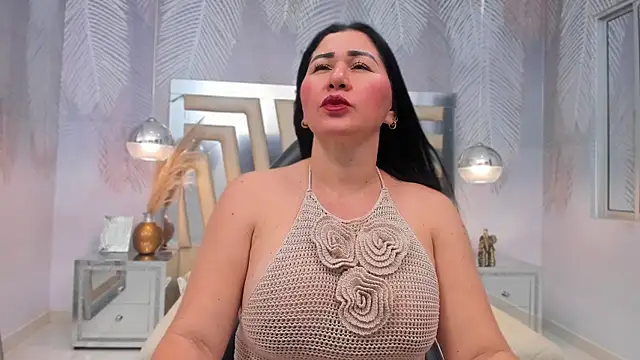 Snapshot of Layla_palmer chatting on 14, 2, 2025 Layla palmer online show from 14, 2, 2025