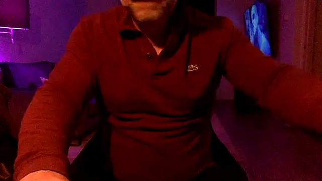 Snapshot of Bleueyez007 chatting on 18, 2, 2025 Bleueyez007 online show from 18, 2, 2025