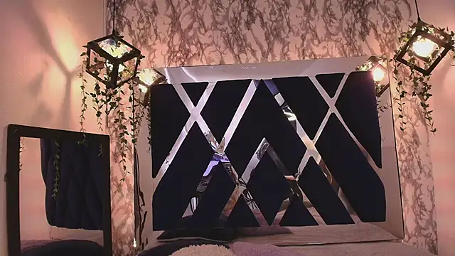 charlotte bluee online show from 28, 10, 2025