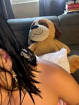 Snapshot of ZafiroKlein chatting on 31, 10, 2025 ZafiroKlein online show from 31, 10, 2025