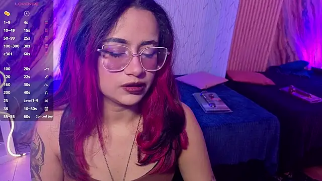 Snapshot of kristen_tay chatting on 19, 5, 2026 kristen tay online show from 19, 5, 2026