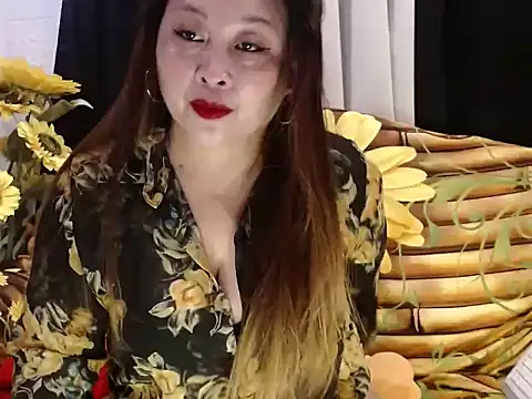 Snapshot of UrSweetClassyPinay chatting on 9, 5, 2026 UrSweetClassyPinay online show from 9, 5, 2026