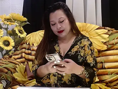 Snapshot of UrSweetClassyPinay chatting on 18, 5, 2026 UrSweetClassyPinay online show from 18, 5, 2026