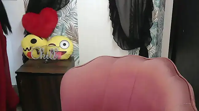 Snapshot of jenifermedow chatting on 21, 3, 2025 jenifermedow online show from 21, 3, 2025