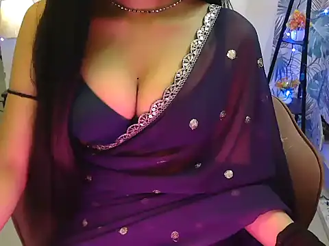 Snapshot of jenifermedow chatting on 14, 11, 2025 jenifermedow online show from 14, 11, 2025