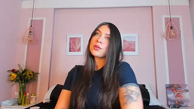 Snapshot of Annie_rhoades chatting on 11, 9, 2025 Annie rhoades online show from 11, 9, 2025