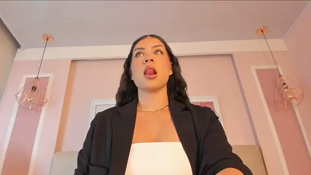 Annie rhoades online show from 3, 3, 2026