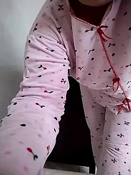 Dalou3a-69 online show from 4, 10, 2025