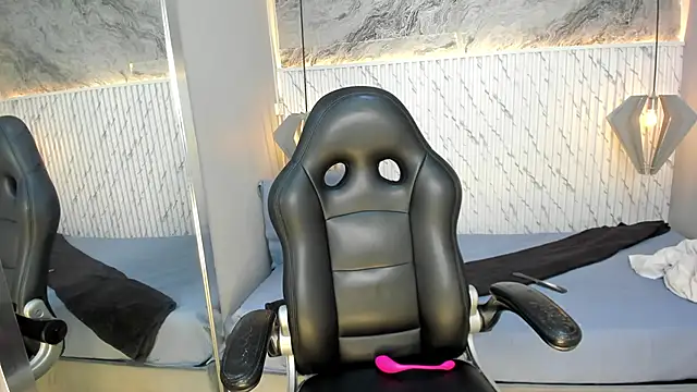 lucelly 15 online show from 2, 12, 2025