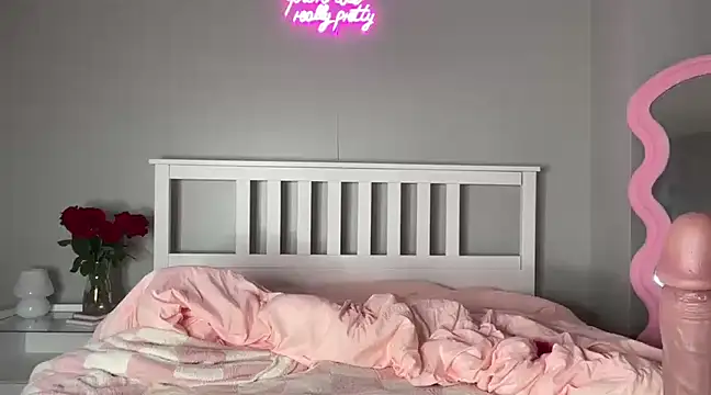 meggsworld online show from 18, 2, 2025