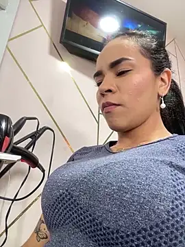 Naatalia online show from 19, 2, 2025