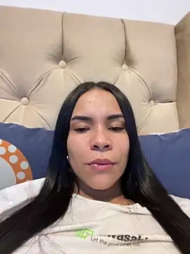 Naatalia online show from 4, 3, 2025