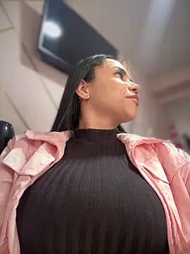 Naatalia online show from 6, 10, 2025