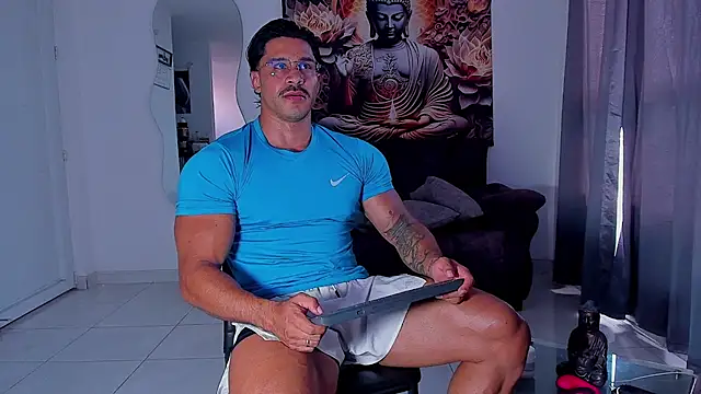 Valentino Dosantos  online show from 26, 11, 2025