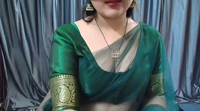 Snapshot of goldiwets chatting on 2, 3, 2025 goldiwets online show from 2, 3, 2025