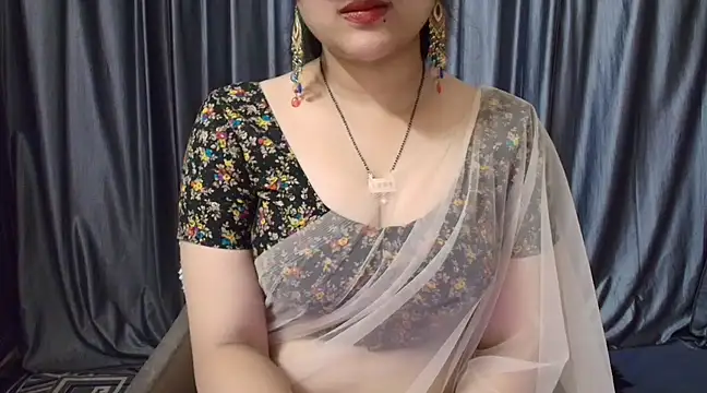 Snapshot of goldiwets chatting on 3, 3, 2025 goldiwets online show from 3, 3, 2025