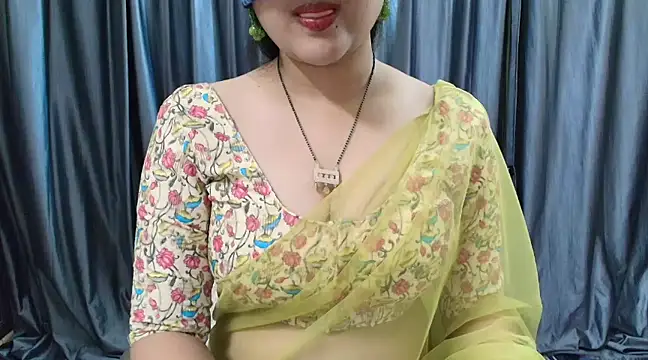 Snapshot of goldiwets chatting on 11, 3, 2025 goldiwets online show from 11, 3, 2025