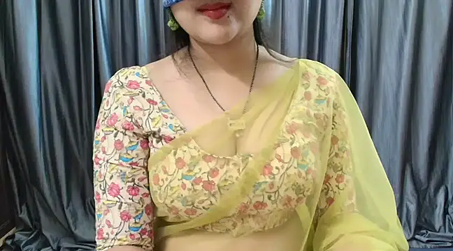 Snapshot of goldiwets chatting on 11, 3, 2025 goldiwets online show from 11, 3, 2025