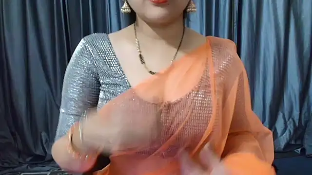 Snapshot of goldiwets chatting on 30, 9, 2025 goldiwets online show from 30, 9, 2025