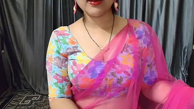 Snapshot of goldiwets chatting on 11, 10, 2025 goldiwets online show from 11, 10, 2025