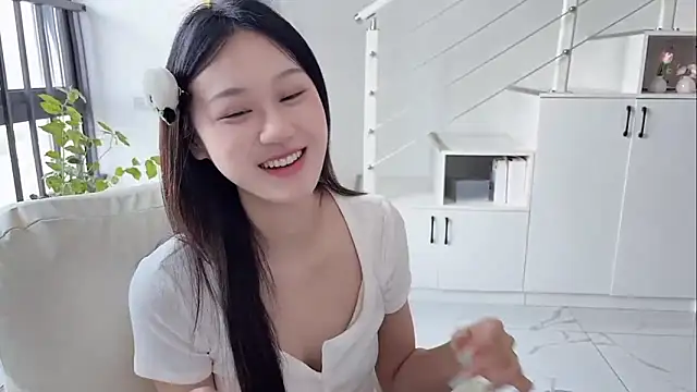 Cassie-20 online show from 11, 9, 2025