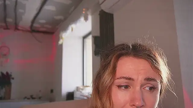 Snapshot of Limy_Sweet chatting on 25, 2, 2025 Limy Sweet online show from 25, 2, 2025