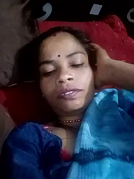 Snapshot of MEENA_ROY chatting on 8, 4, 2026 MEENA ROY online show from 8, 4, 2026