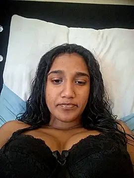 Snapshot of indianpink_lips chatting on 15, 11, 2025 indianpink lips online show from 15, 11, 2025