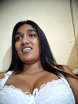 Snapshot of indianpink_lips chatting on 16, 11, 2025 indianpink lips online show from 16, 11, 2025
