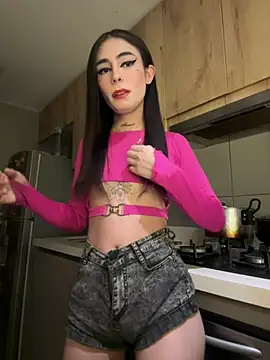 Snapshot of candycami19 chatting on 20, 3, 2025 candycami19 online show from 20, 3, 2025