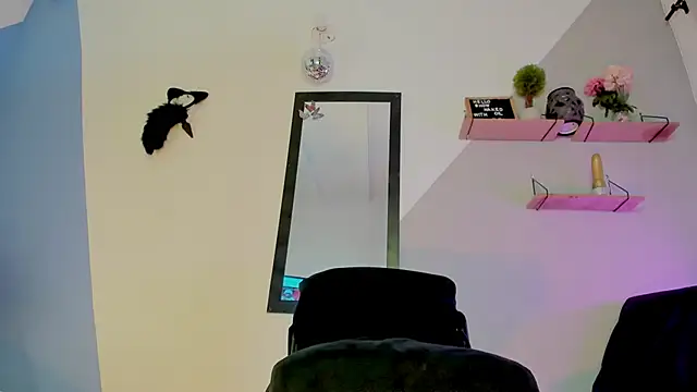 Snapshot of Aria_fitness chatting on 20, 11, 2025 Aria fitness online show from 20, 11, 2025