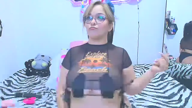 Snapshot of Veronica_Milf1 chatting on 26, 11, 2025 Veronica Milf1 online show from 26, 11, 2025