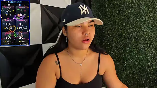 Snapshot of melany_rouse18 chatting on 9, 11, 2025 melany rouse18 online show from 9, 11, 2025