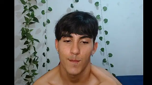 Snapshot of neithanzynxx chatting on 4, 3, 2025 neithanzynxx online show from 4, 3, 2025