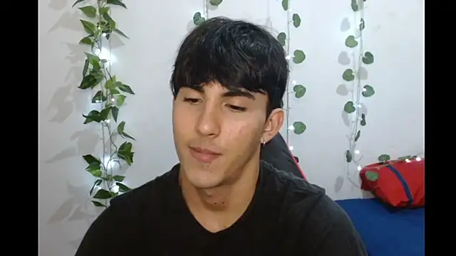 Snapshot of neithanzynxx chatting on 11, 3, 2025 neithanzynxx online show from 11, 3, 2025