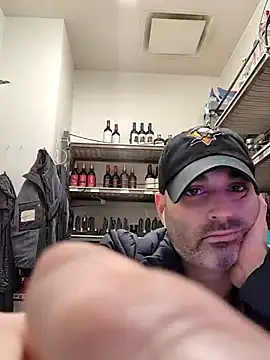 Snapshot of Novabear6996 chatting on 3, 3, 2025 Novabear6996 online show from 3, 3, 2025