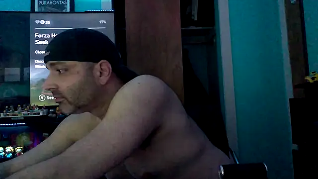 Snapshot of Novabear6996 chatting on 28, 10, 2025 Novabear6996 online show from 28, 10, 2025