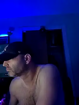 Snapshot of Novabear6996 chatting on 12, 11, 2025 Novabear6996 online show from 12, 11, 2025