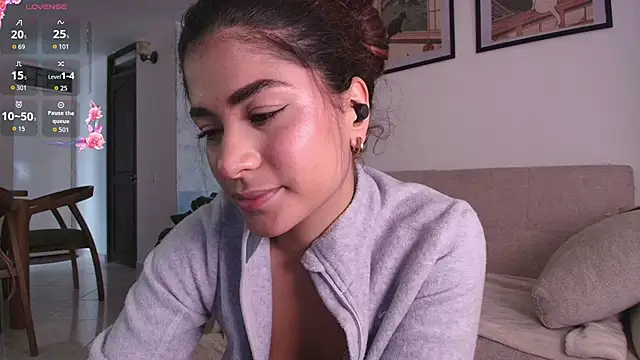 Snapshot of mmycaliope chatting on 5, 5, 2026 mmycaliope online show from 5, 5, 2026