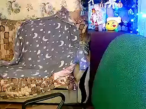 FlowerButterf online show from 5, 1, 2025