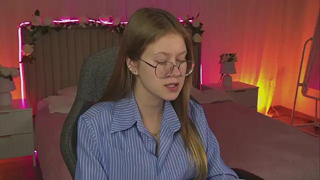 EveMundie online show from 13, 11, 2025